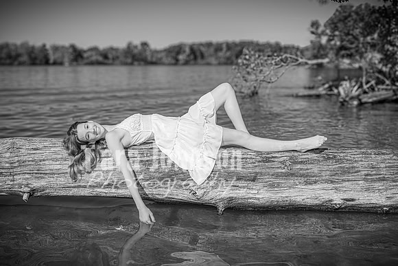 Bella Wakefield @ Pontiac Lake - BW - TJP (12 of 74)