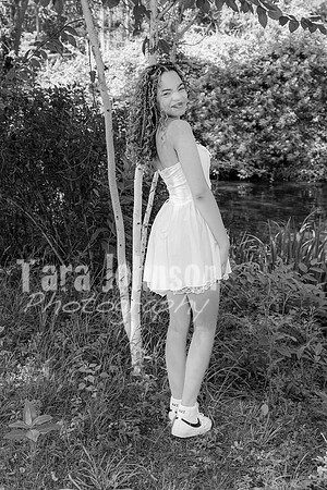 Anna Allen @ Central Park in Milford - BW - TJP (46 of 100)