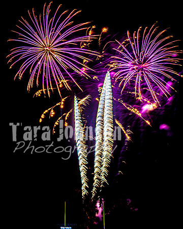 2022 LHS Fireworks - TJP (49 of 90)