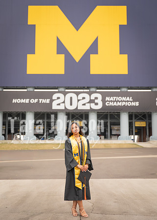 Isha V. W25 Graduation Photos (42 of 70)