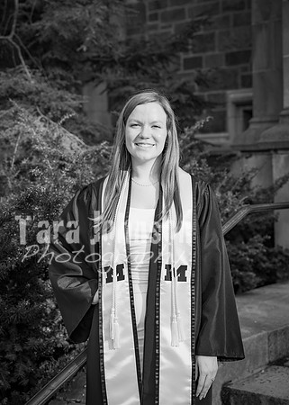 24 U of M Grad Photos - Audrey-184