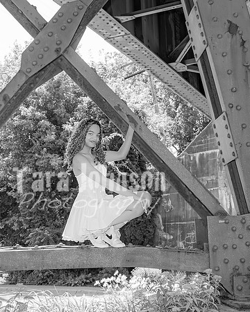 Anna Allen @ Central Park in Milford - BW - TJP (77 of 100)