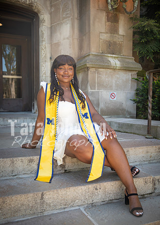 24 A. G. & S. Senior Photos (90 of 201)