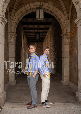 Emma & Friends Grad Photos W25 (85 of 96)