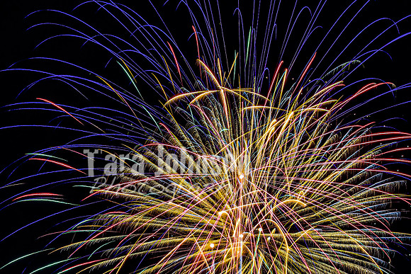 2022 Cedar Island Fireworks - TJP (13 of 25)