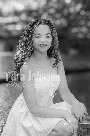 Anna Allen @ Central Park in Milford - BW - TJP (50 of 100)