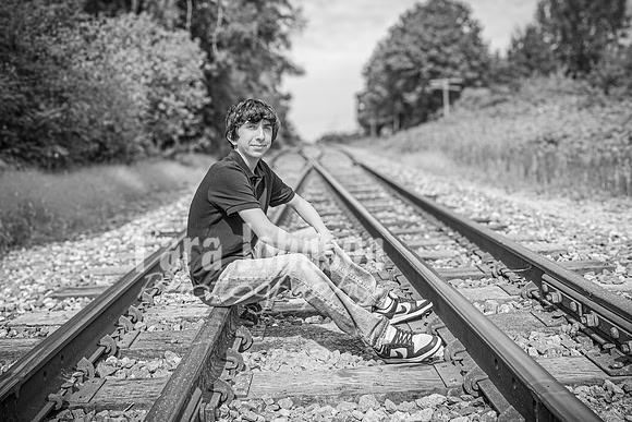 Corbin Gibson @ Highland Depot Tracks - BW - TJP (7 of 43)