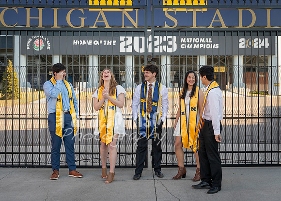 Kera & Friends Grad Photos W25 (149 of 259)