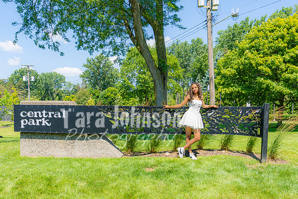 Anna Allen @ Central Park in Milford - Color - TJP (72 of 100)