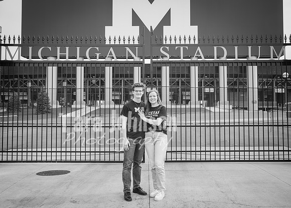24 U of M Grad Photos - Audrey-22