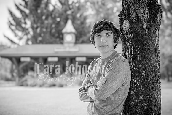 Corbin Gibson @ Highland Depot Tracks - BW - TJP (40 of 43)