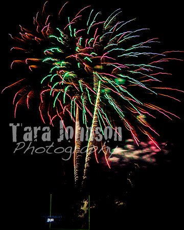 2022 LHS Fireworks - TJP (39 of 90)