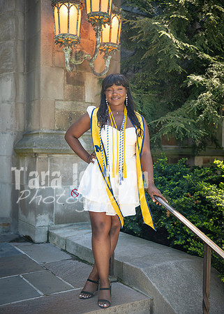 24 A. G. & S. Senior Photos (88 of 201)