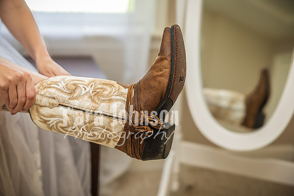 Doug & Bridget Law - Wedding Prep - TJP (49 of 58)