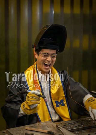 Kera & Friends Grad Photos W25 (246 of 259)