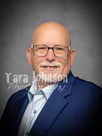 2025 SFV Services - Headshots - TJP (4 of 18)