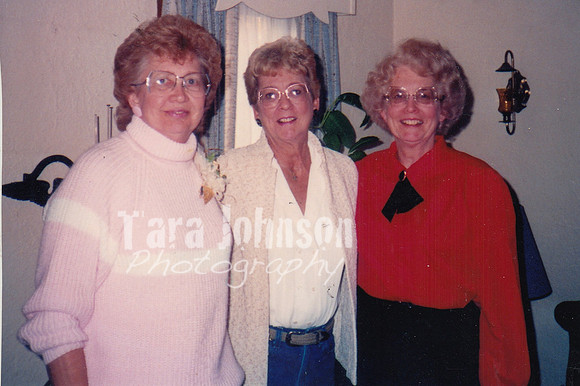 1991 Ruthie, Loie & Shirley,