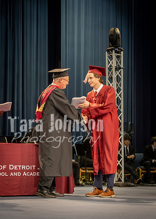 UDJ Graduation 2025 - Handshake (286 of 346)