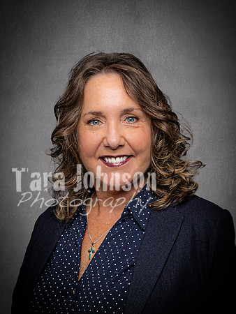2025 SFV Services - Headshots - TJP (8 of 18)