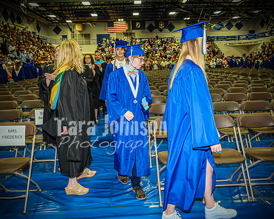2022 LHS - Angle #1 Entrance- TJP (105 of 195)