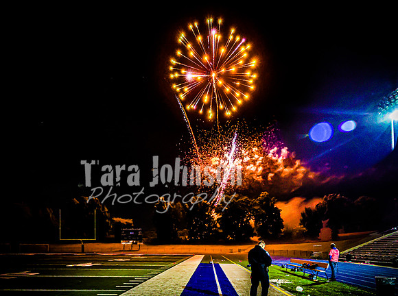 2022 LHS Fireworks - TJP (41 of 90)