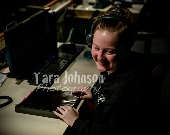 22 MTC - ANBK - Behind the Scenes - Crew - TJP (5 of 17)
