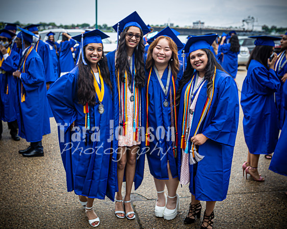 22 IA Grad - Candids & Ceremony - TJP (37 of 535)