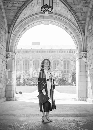 24 Grad Pictures - Kara BW-49