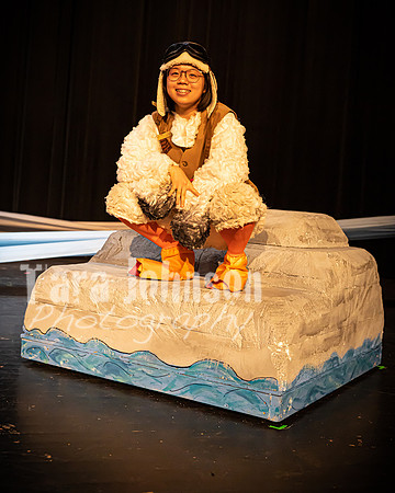 22 LHS Theatre - Mermaid R1 - Act 1 - TJP (46 of 363)