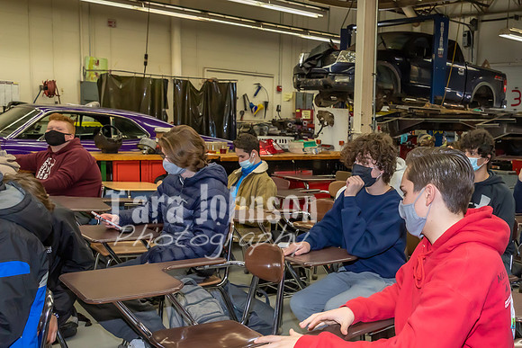 (print) 2022 Winter MHS - Coffee house & Ind. Arts 1-21 (Full Res, Various Sizes) - TJP (44 of 57)