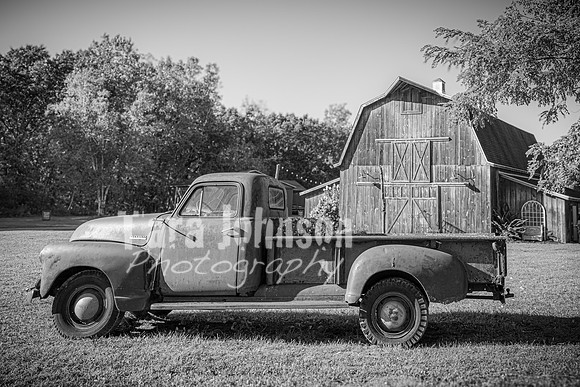 Michael & Ashlee McGrath - Complete - BW - TJP (51 of 428)