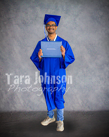 2025 IA Graduation - Gray Backdrop - TJP (274 of 359)