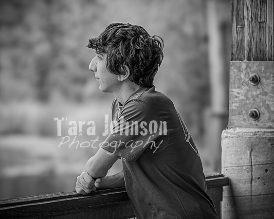 Corbin Gibson @ Highland Depot Tracks - BW - TJP (39 of 62)