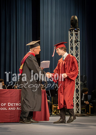 UDJ Graduation 2025 - Handshake (174 of 346)
