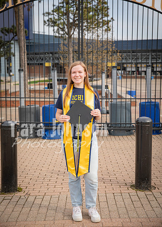 24 U of M Grad Photos - Audrey-47