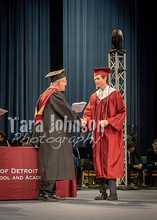 UDJ Graduation 2025 - Handshake (266 of 346)