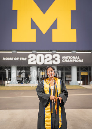 Isha V. W25 Graduation Photos (45 of 70)