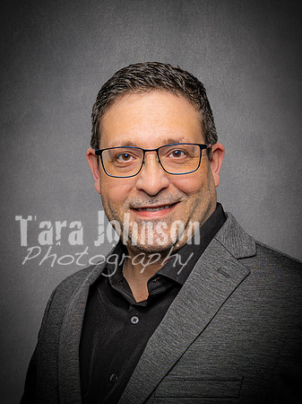 2025 SFV Services - Headshots - TJP (10 of 18)