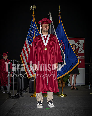 22 MHS Grad - Angle #2 Flags - TJP (214 of 297)