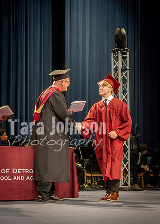 UDJ Graduation 2025 - Handshake (306 of 346)