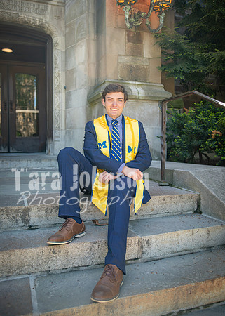 24 A. G. & S. Senior Photos (79 of 201)