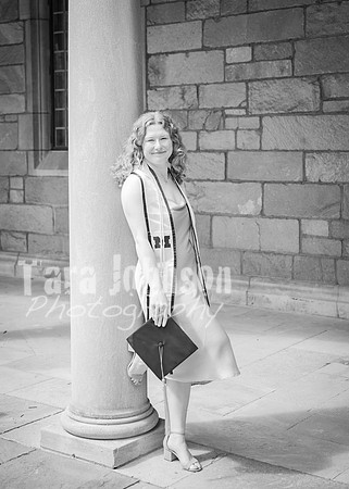 24 Grad Pictures - Kara BW-4