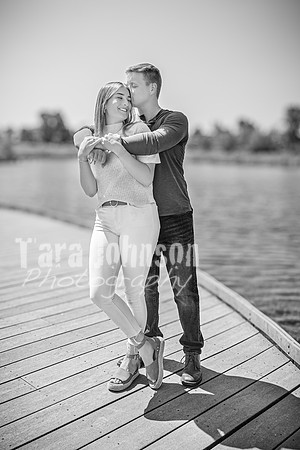 Hendrickson Family @ Indian Springs - BW - TJP (25 of 29)