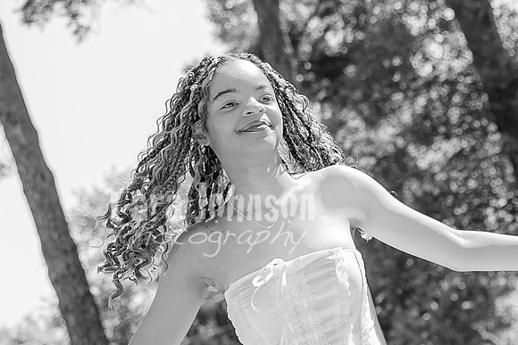 Anna Allen @ Central Park in Milford - BW - TJP (36 of 100)