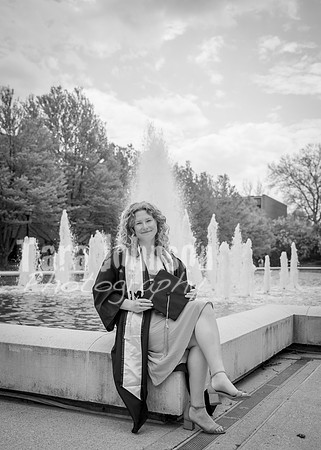 24 Grad Pictures - Kara BW-94