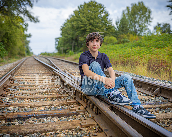 Corbin Gibson @ Highland Depot Tracks - Color - TJP (17 of 43)