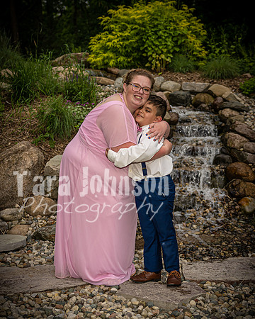 Jordan & Britney - Candids, Farm & Sparklers (101 of 147)
