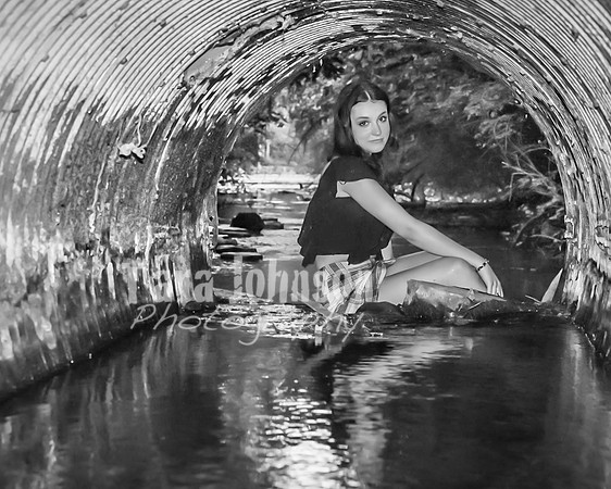 Aubrey Snavley - BW - TJP (34 of 45)