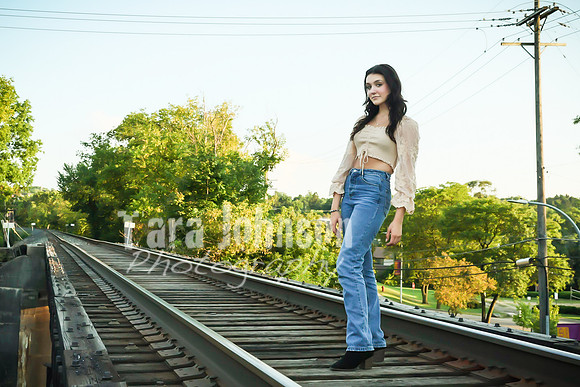 Aubrey Snavley - Color - TJP (20 of 45)