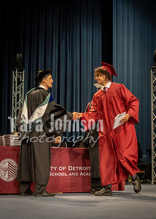 UDJ Graduation 2025 - Handshake (265 of 346)